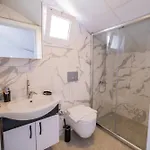Gökkuşağı Apart Otel Kaş