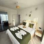Gökkuşağı Apart Otel Kaş
