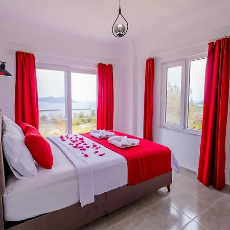 Gökkuşağı 3* Kaş