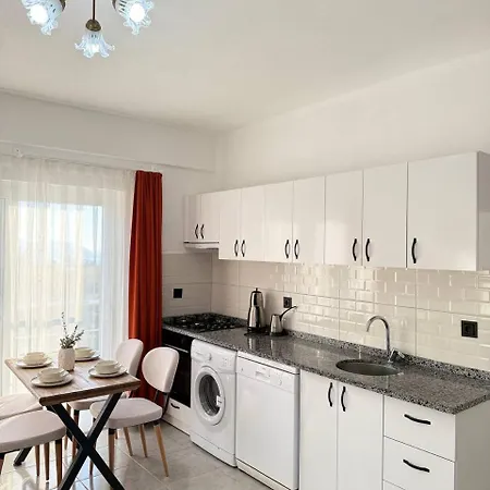 Gökkuşağı Apart Otel 3*