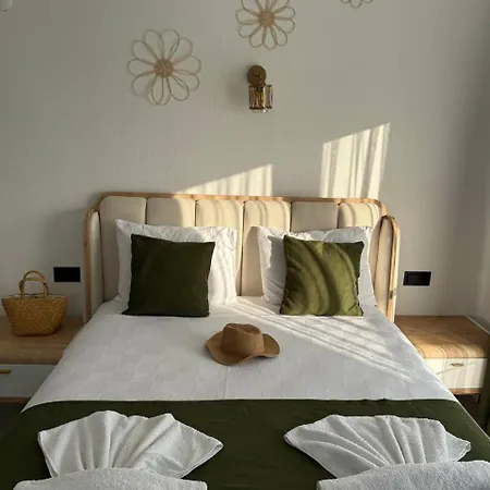 Gökkuşağı Apart Otel 3*