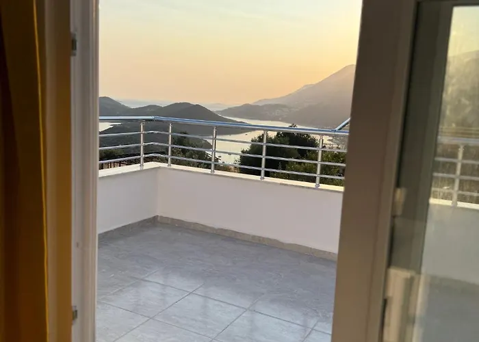 Goekkusagi 3* Kaş