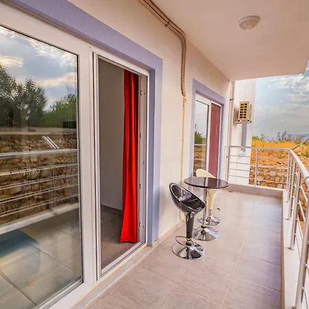 Goekkusagi Lägenhetshotell Kaş