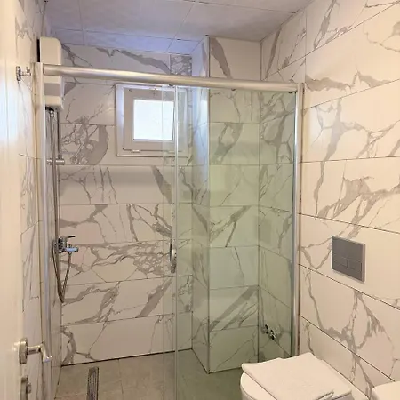 Goekkusagi Lägenhetshotell 3*