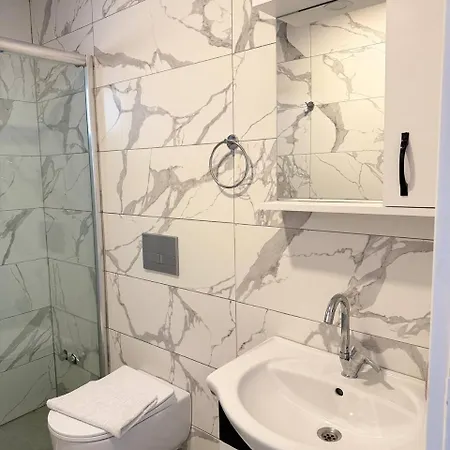 Lägenhetshotell Goekkusagi Kaş